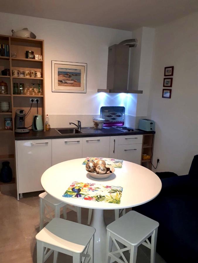 Obzor Tatyana Apartaments Bonjour Εξωτερικό φωτογραφία