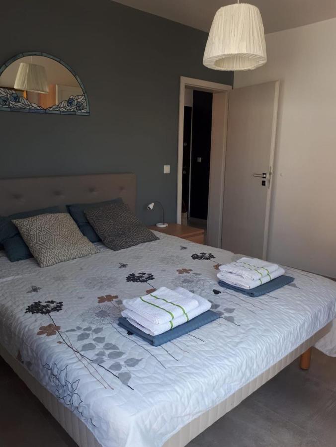 Obzor Tatyana Apartaments Bonjour Εξωτερικό φωτογραφία